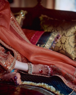 Tamannaah Bhatia feet photo thumbnail