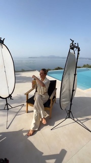 Lola Weippert feet photo thumbnail