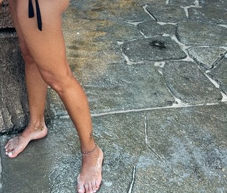 Melita Toniolo feet photo thumbnail