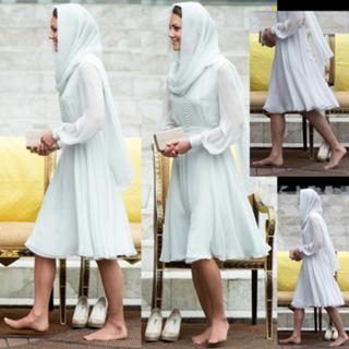 Catherine Princess of Wales feet photo thumbnail