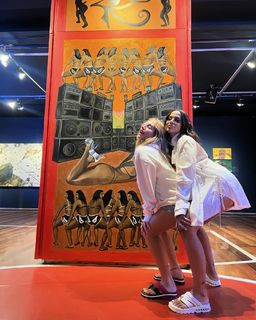 Anitta feet photo thumbnail