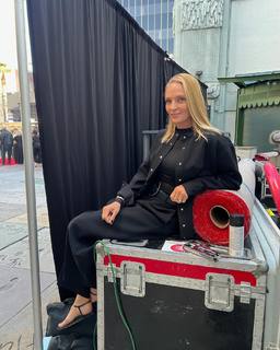 Uma Thurman feet photo thumbnail