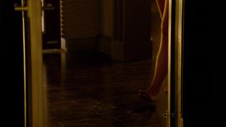 Stana Katic feet photo thumbnail