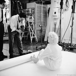 Marilyn Monroe feet photo thumbnail