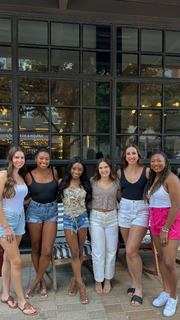 Simone Biles feet photo thumbnail