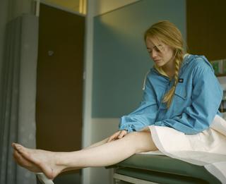 Emma Stone feet photo thumbnail
