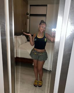Latto feet photo thumbnail