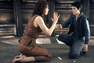 Sigourney Weaver feet photo 5