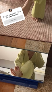 Isis Valverde feet photo thumbnail