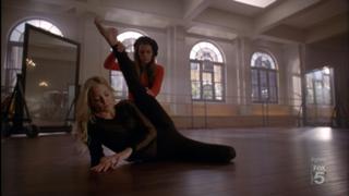 Kate Hudson feet photo thumbnail