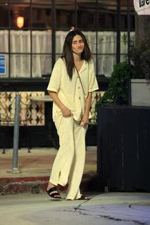 Emmy Rossum feet photo thumbnail