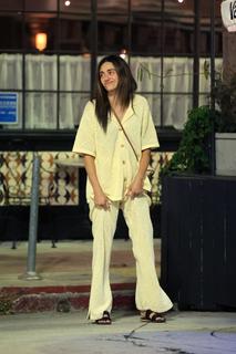 Emmy Rossum feet photo thumbnail