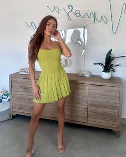 Arianny Celeste feet photo thumbnail