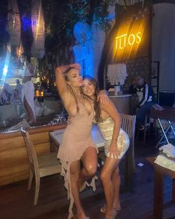 Arianny Celeste feet photo thumbnail