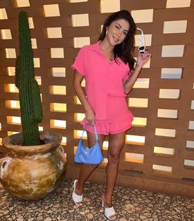 Arianny Celeste feet photo thumbnail