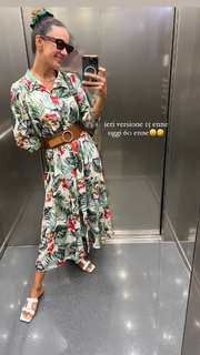 Melita Toniolo feet photo thumbnail