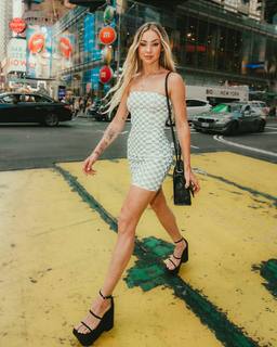 Charly Jordan feet photo thumbnail