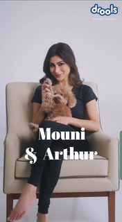 Mouni Roy feet photo thumbnail