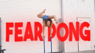 Sofie Dossi feet photo thumbnail