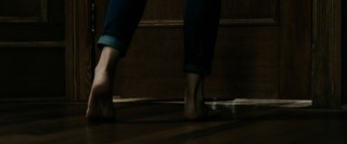 Lauren Cohan feet photo 5