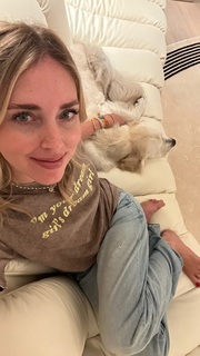 Chiara Ferragni feet photo thumbnail