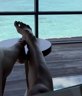 Karolina Pisarek feet photo thumbnail