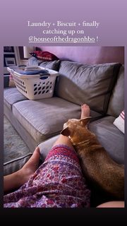 Angela Kinsey feet photo thumbnail
