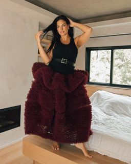 Ashley Graham feet photo thumbnail