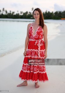 Kaya Scodelario feet photo thumbnail