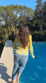 Miranda Kerr feet photo thumbnail