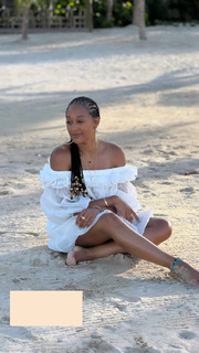 Tia Mowry feet photo thumbnail