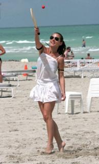 Elsa Pataky feet photo thumbnail