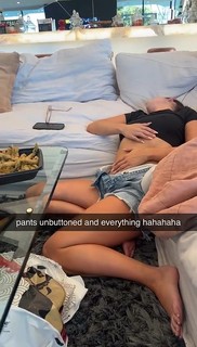 Natalie Noel Mariduena feet photo thumbnail