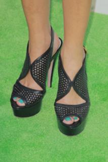 Malin Akerman feet photo thumbnail