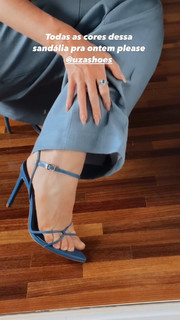 Marina Ruy Barbosa feet photo thumbnail