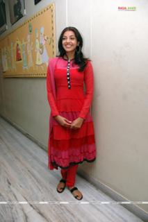 Kajal Aggarwal feet photo thumbnail