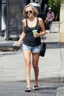 Malin Akerman feet photo thumbnail
