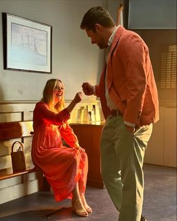 Dakota Fanning feet photo thumbnail
