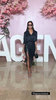 Rocsi Diaz feet photo thumbnail