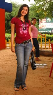 Kajal Aggarwal feet photo thumbnail