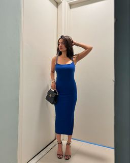 Anushka Sen feet photo thumbnail