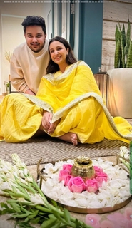 Parineeti Chopra feet photo thumbnail