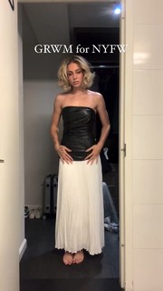 Charly Jordan feet photo thumbnail