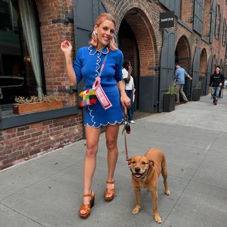 Busy Philipps feet photo thumbnail