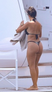 Georgina Rodríguez feet photo thumbnail