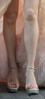 Angelababy feet photo thumbnail