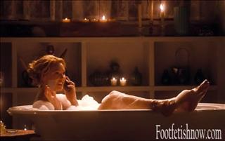 Katherine Heigl feet photo thumbnail