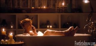 Katherine Heigl feet photo thumbnail