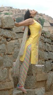 Kajal Aggarwal feet photo thumbnail