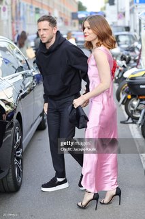 Kate Mara feet photo thumbnail